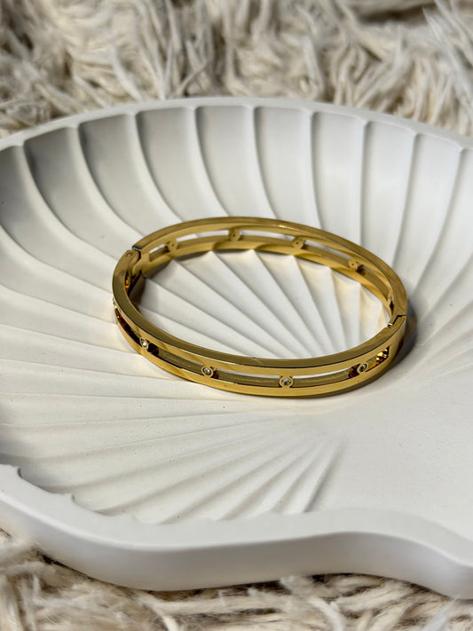 Bezel Crystal Kada Bracelet
