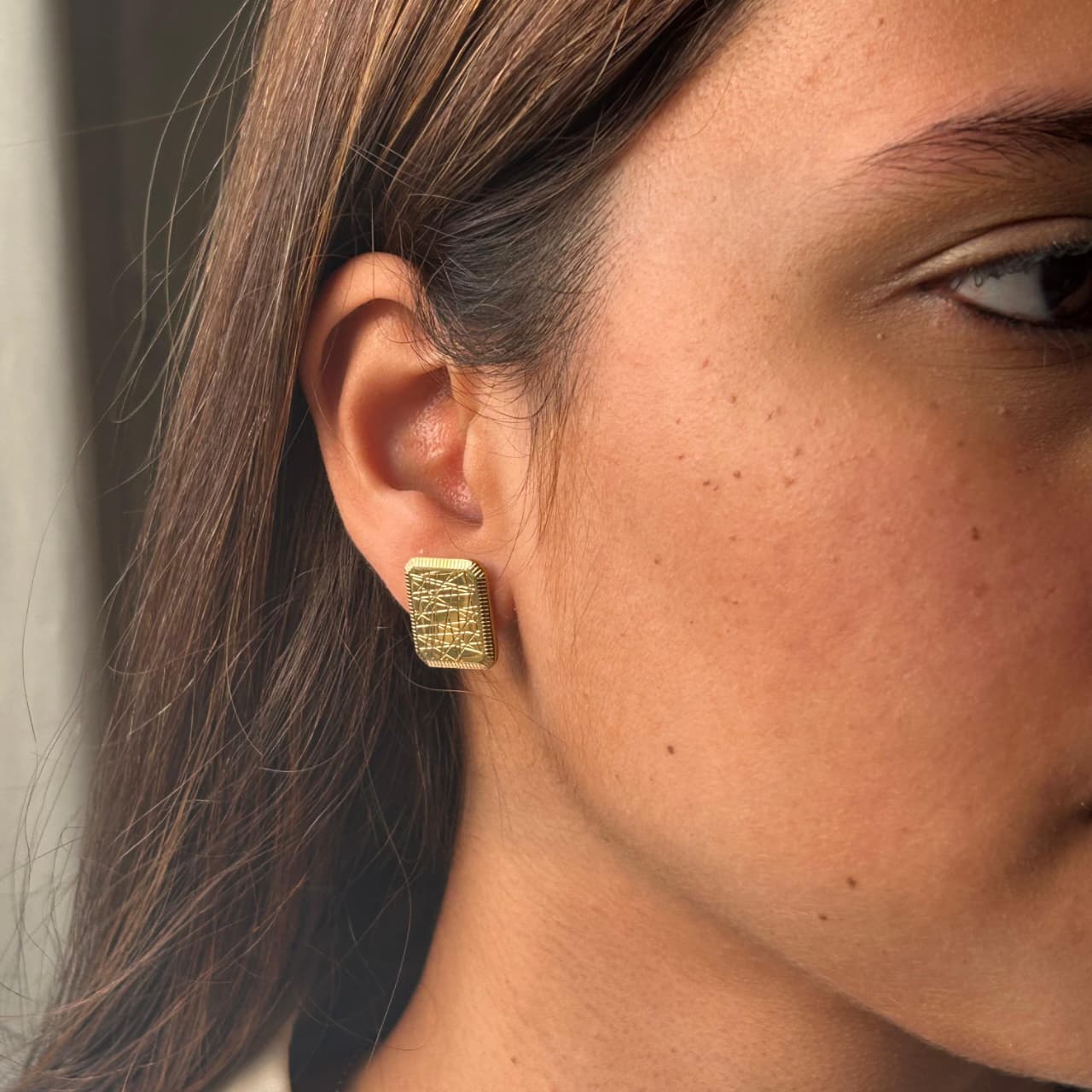 Lume Frame Earrings
