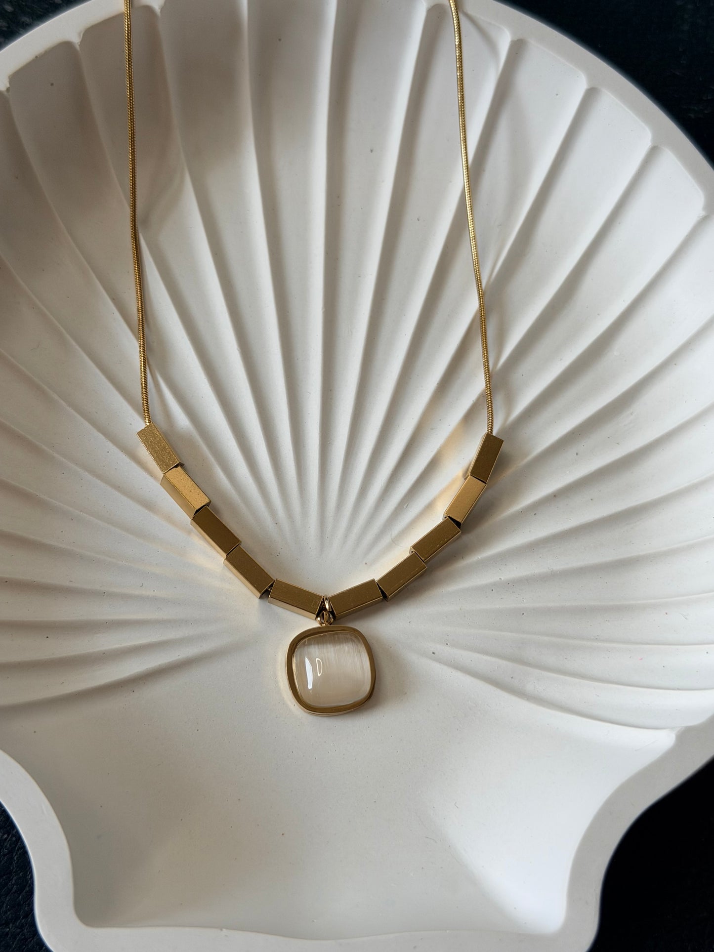 Sandstone Geo Necklace