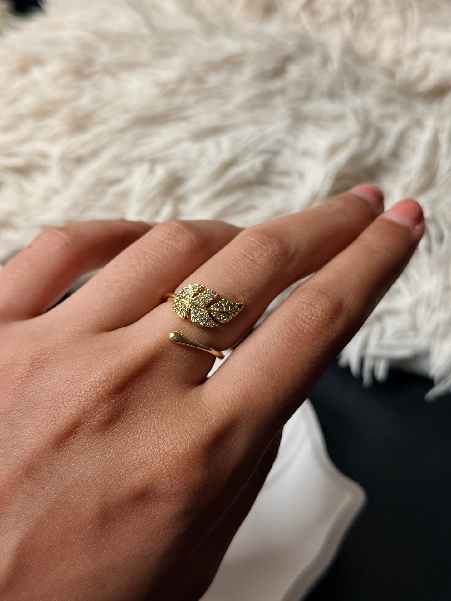 Leaf Spark Adjustable Ring