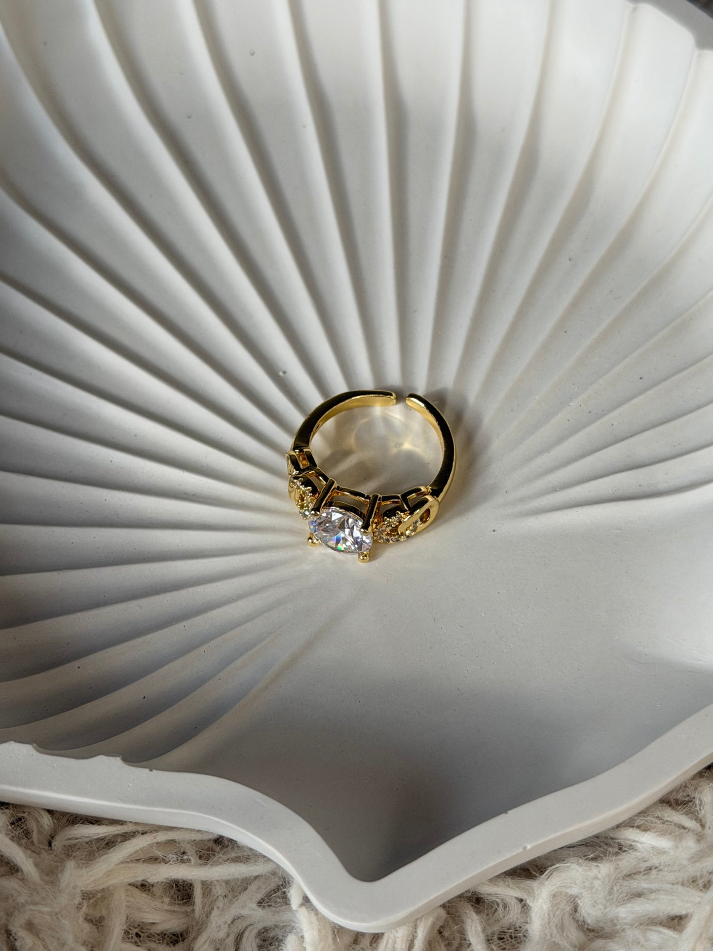 Lumina Solitaire Ring