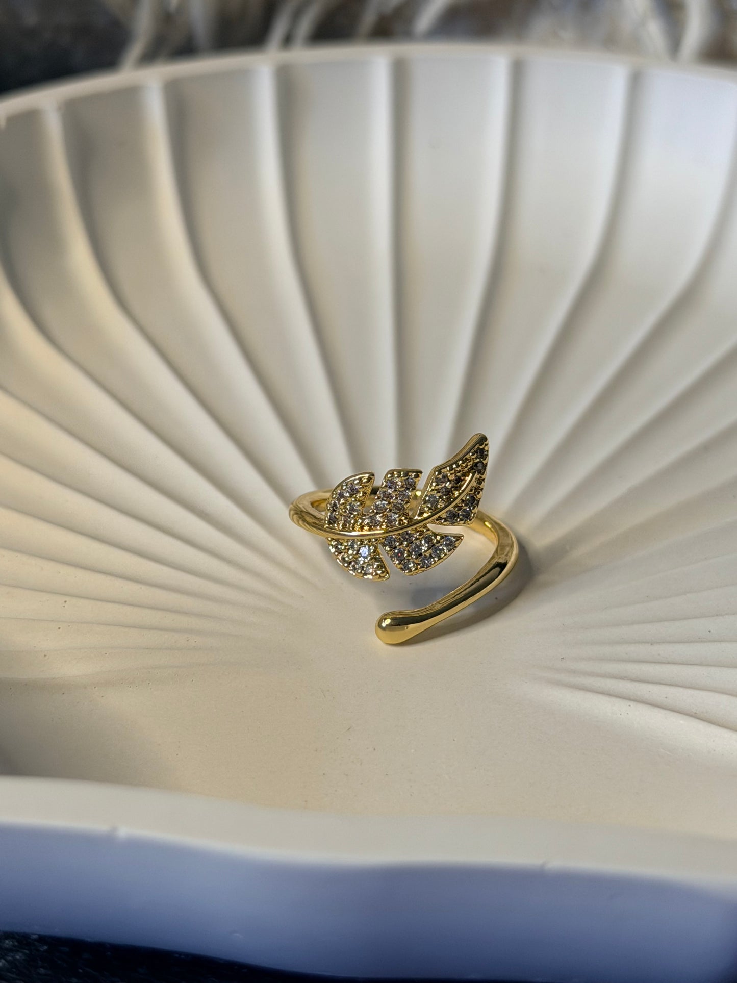 Leaf Spark Adjustable Ring