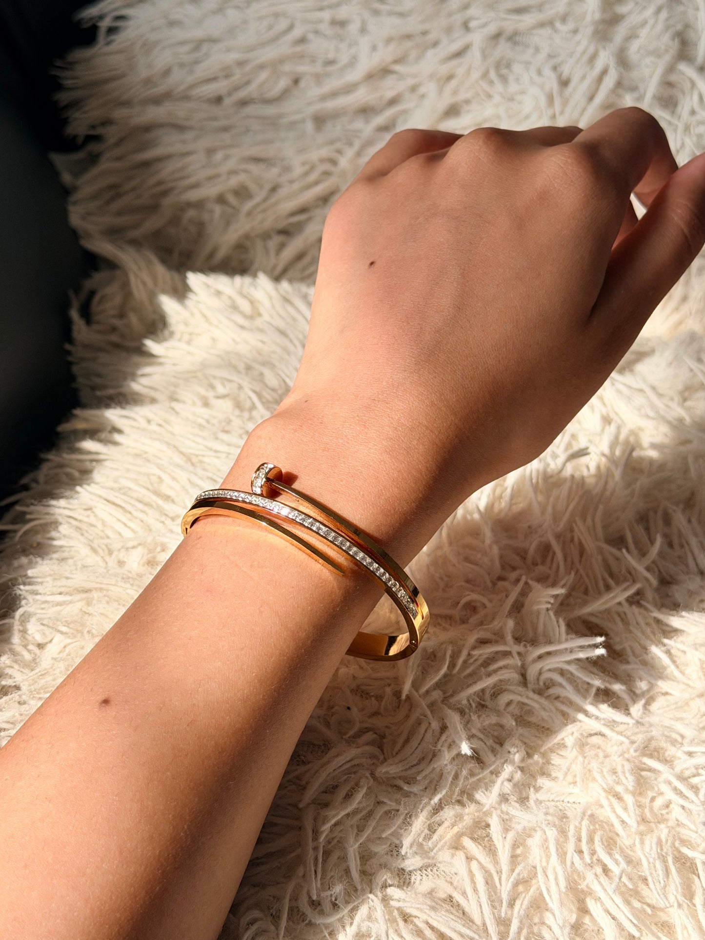 Valen Crystal Nail Bracelet