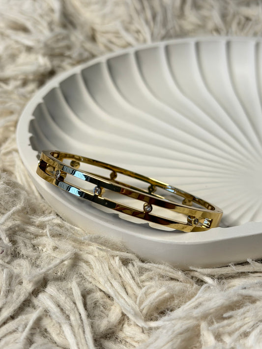 Bezel Crystal Kada Bracelet