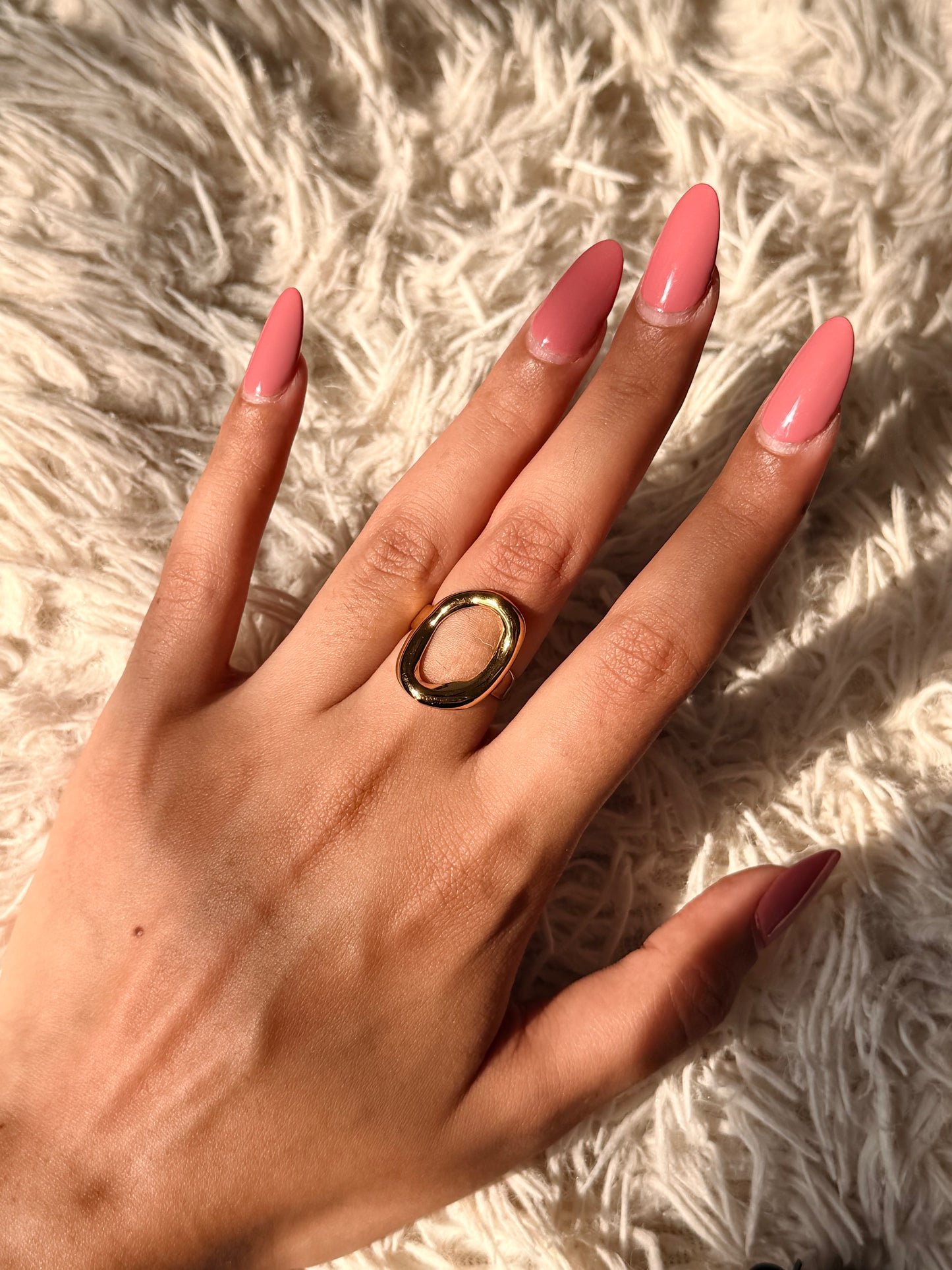 Oréa Loop Ring