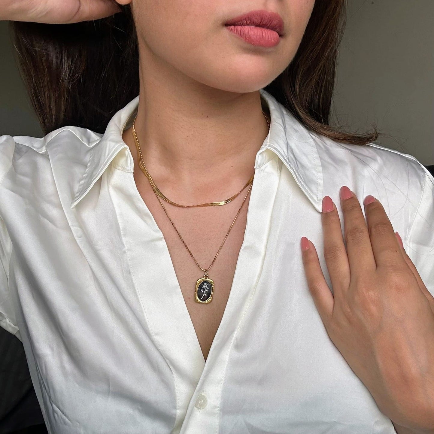 Rose Layer Necklace